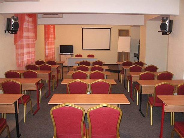Hotel Maxima Irbis