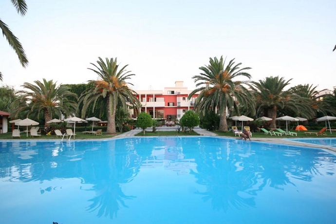 Hotel May