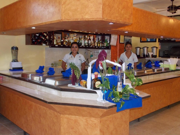 Hotel Maya Tulipanes