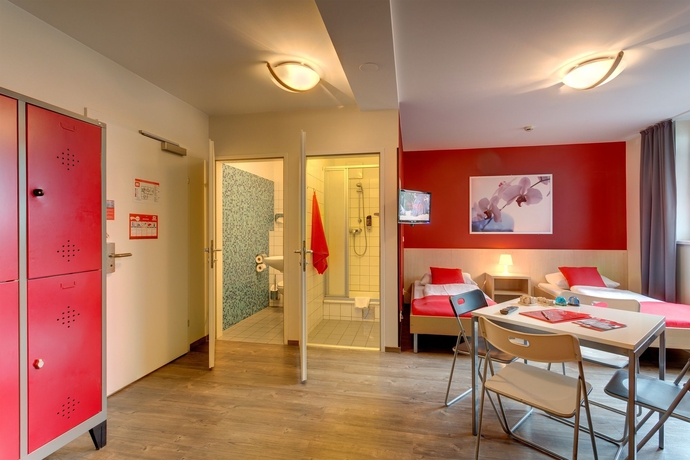 Hotel Meininger City Hostel