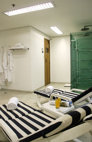Hotel MeliÁ Confort Jardins