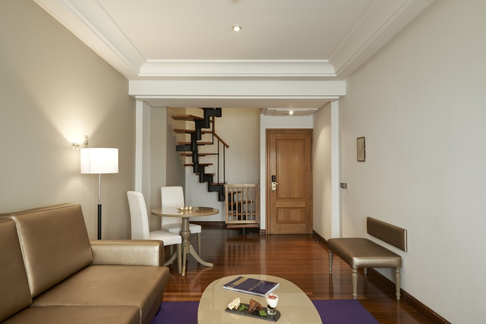 Hotel Melia Maria Pita