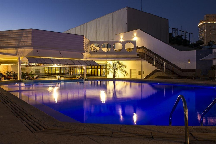 Hotel Mendes Plaza