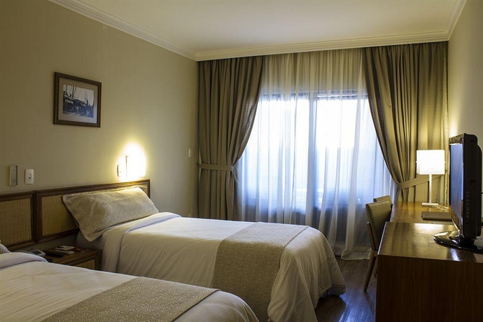 Hotel Mendes Plaza