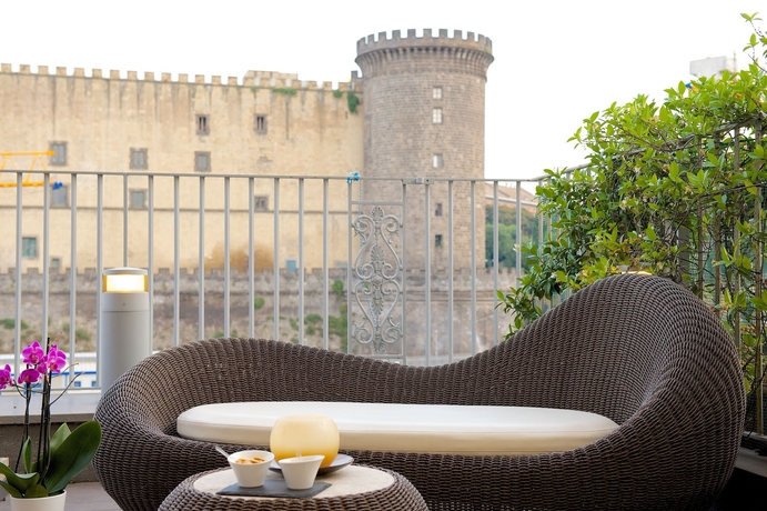 Hotel Mercure Napoli Angioino Centro