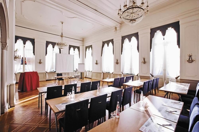 Hotel Merian am Rhein