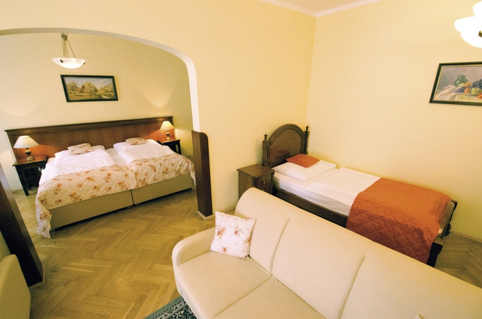 Hotel Metamorphis