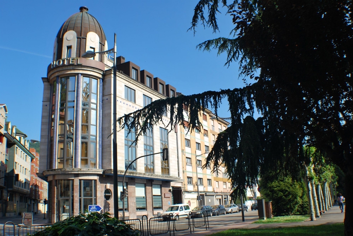 Hotel Mieres Del Camino