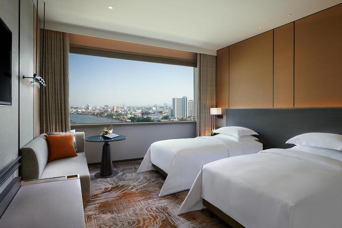 Hotel Millennium Hilton Bangkok