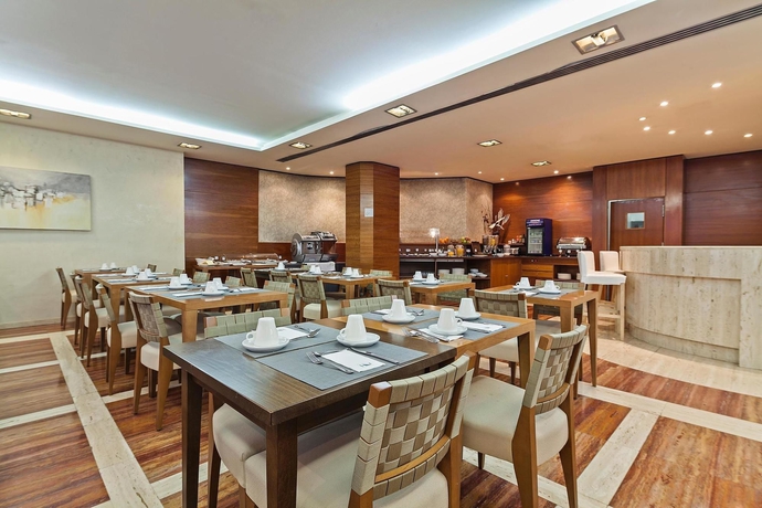 Hotel Mitre