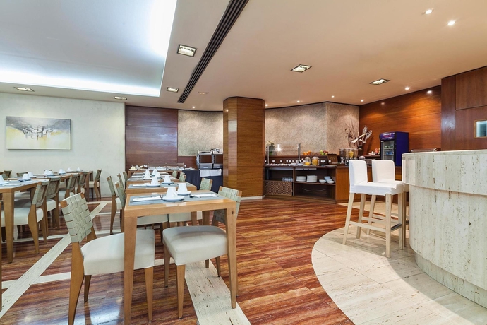 Hotel Mitre