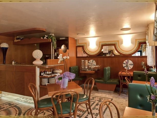 Hotel Moderno
