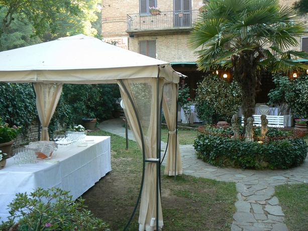 Hotel Moderno