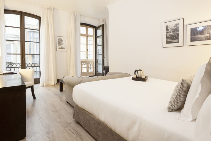 Hotel Molina Lario