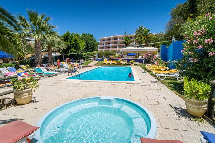 Hotel Monica Isabel Beach Club