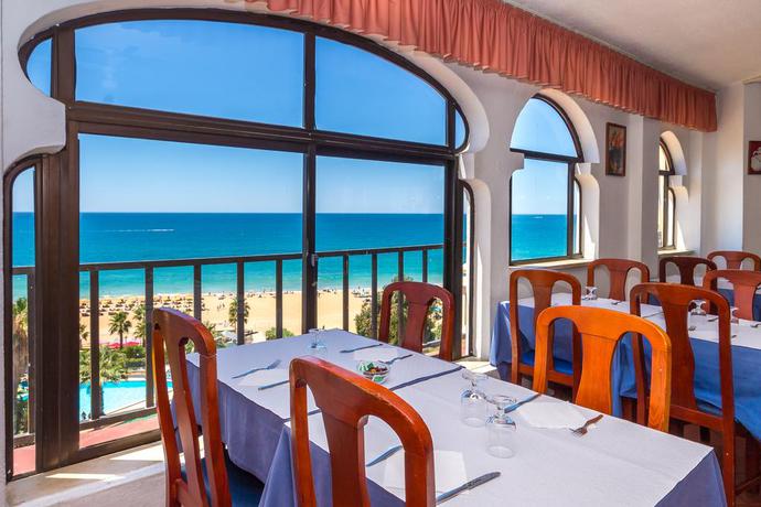 Hotel Monica Isabel Beach Club
