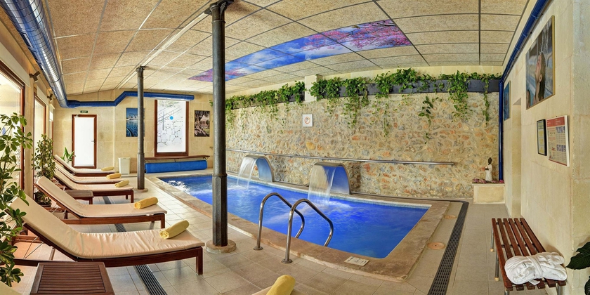 Hotel Monnaber Nou