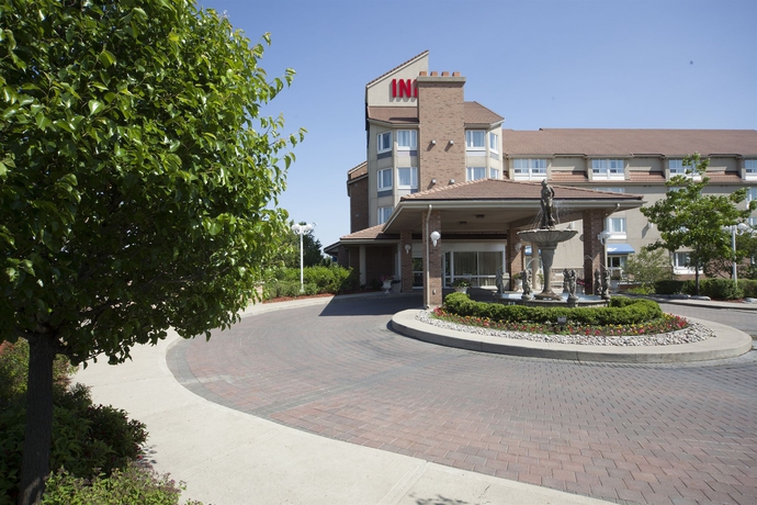 Hotel Monte Carlo Inn Brampton Suites