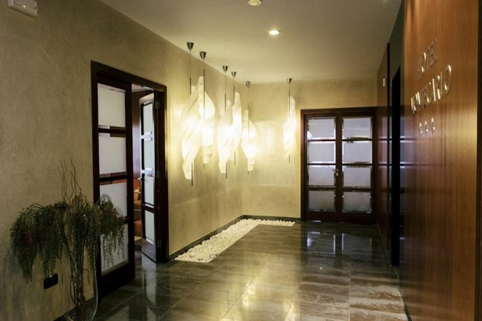 Hotel Montecarlo