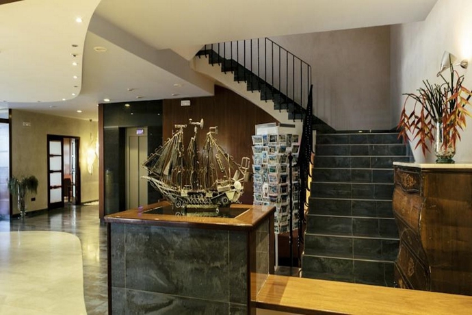 Hotel Montecarlo