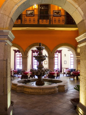 Hotel Morales Historical & Colonial Downtown Core