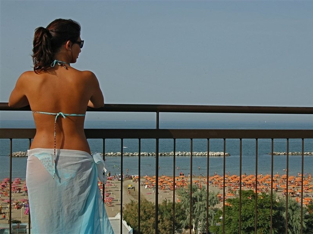 Hotel Morolli (rimini)