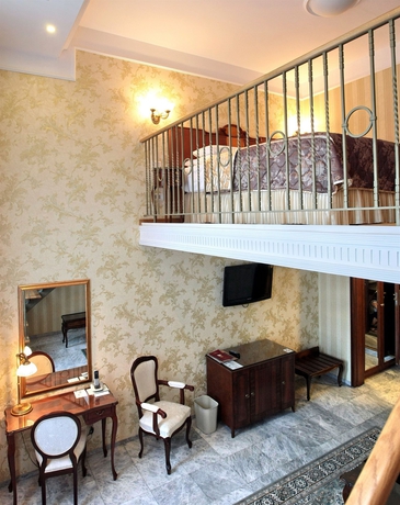 Hotel Moskva Hotel