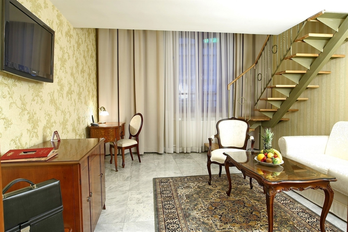 Hotel Moskva Hotel