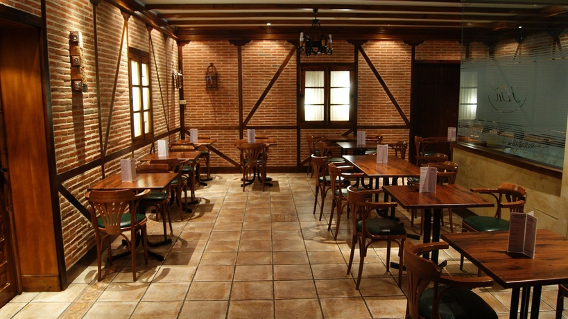 Hotel Mozarbez