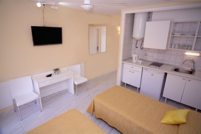 Hotel NAIKA