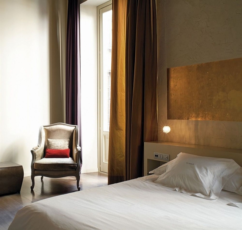 Hotel NERI H and R