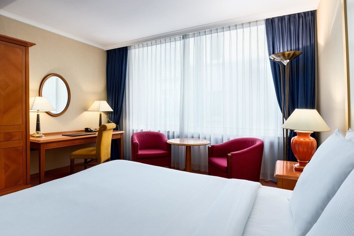 Hotel NH Atlanta