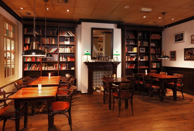 Hotel NH Capelle