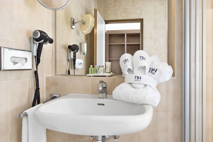 Hotel NH Forsthaus Fuerth-Nuerenberg