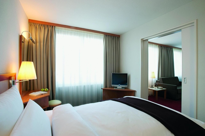 Hotel NH Hamburg City