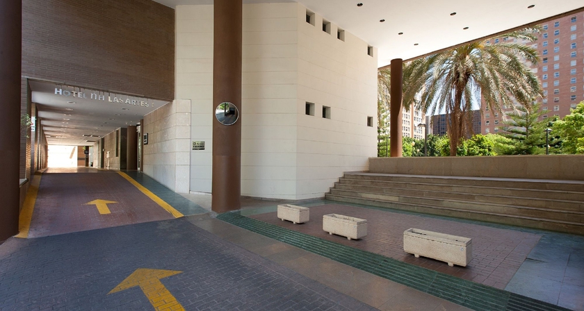 Hotel NH Las Artes