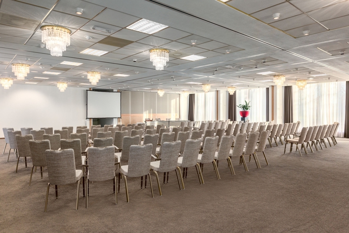 Hotel NH Maastricht