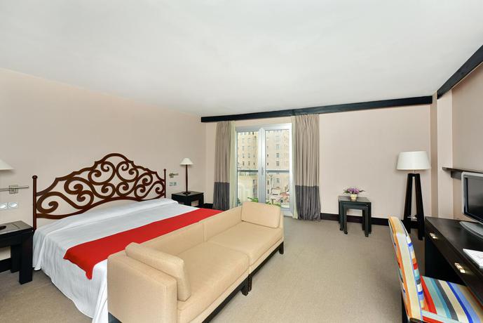 Hotel NH Parque Central