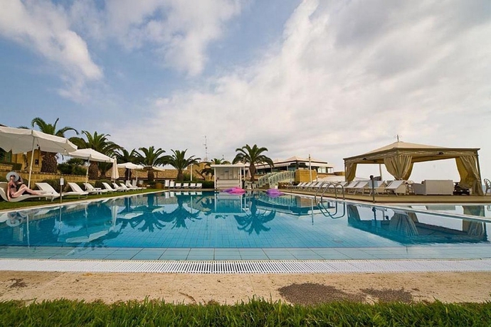Hotel NH VENUS SEA GARDEN