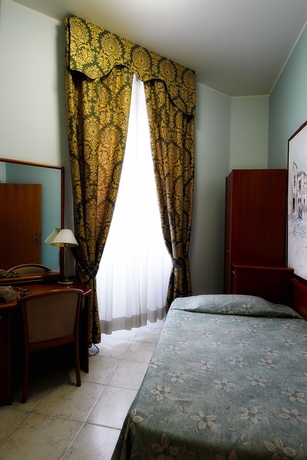 Hotel Nazional Rooms
