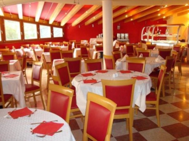 Hotel Nevesole (dimaro - Folgarida)