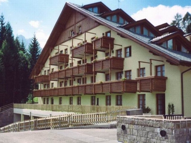 Hotel Nevesole (dimaro - Folgarida)