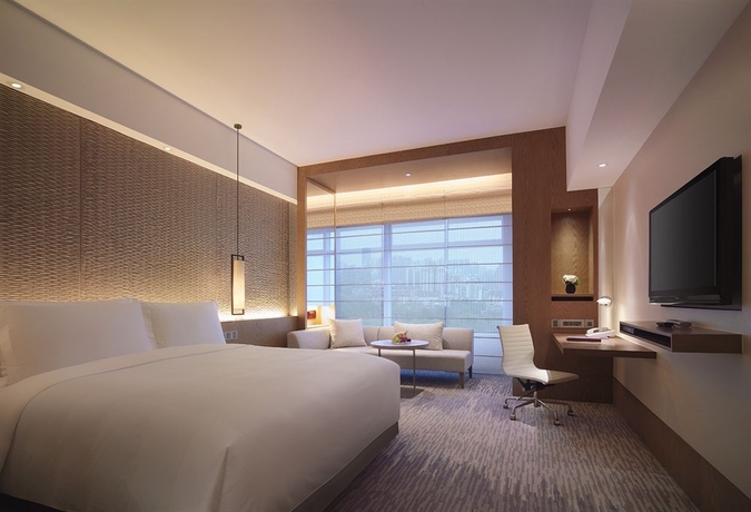 Hotel New World Mayfair Shanghai