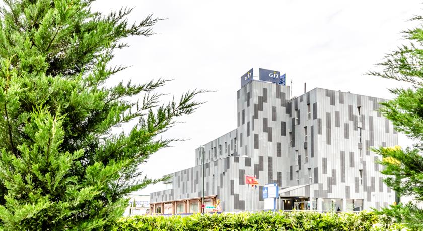 Hotel Nexh Zaragoza (ex Holiday Inn Express Zaragoza)