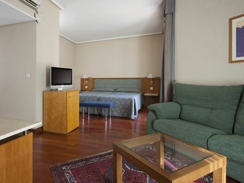 Hotel Nh Albar