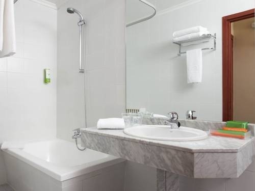 Hotel Nh Albar