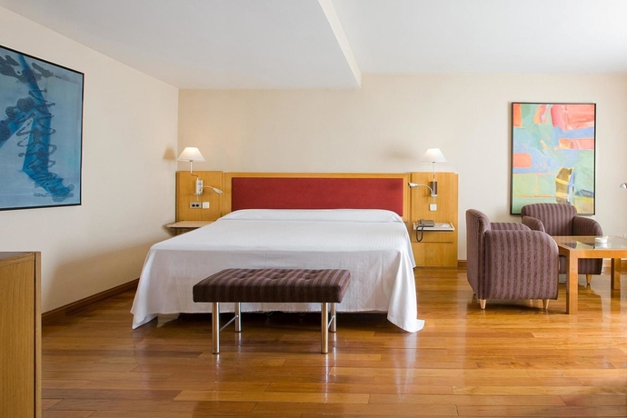 Hotel Nh Balboa