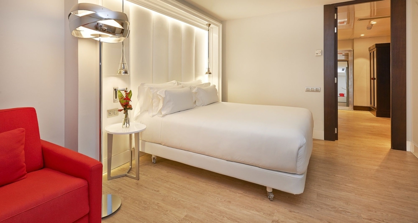 Hotel Nh Calderon