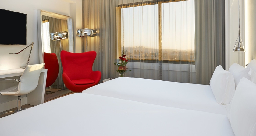 Hotel Nh Calderon