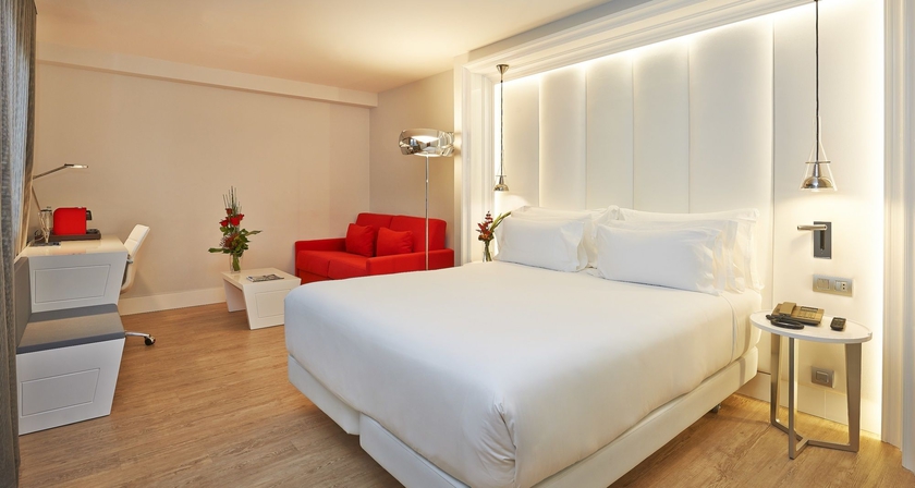 Hotel Nh Calderon